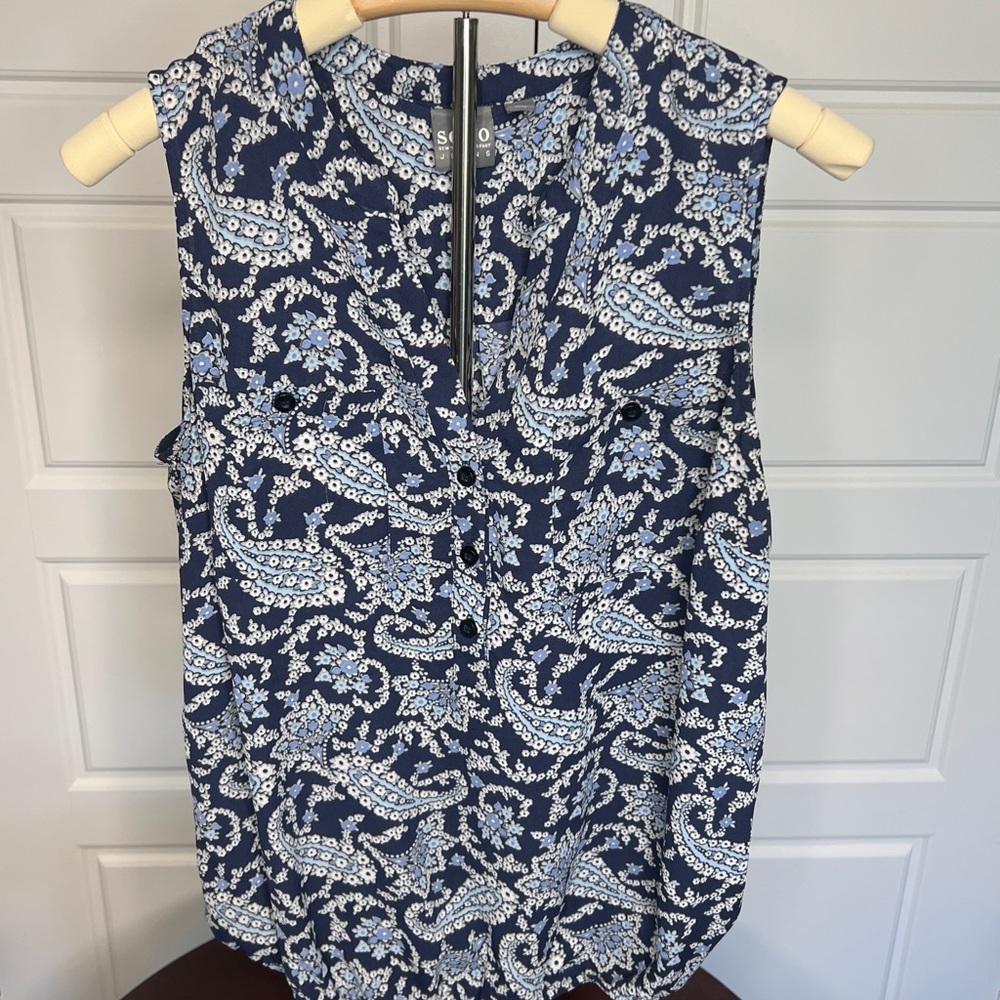 New York & Company Blue Paisley Blouse